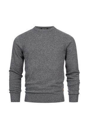 Grå strikket sweater med rund halsudskæring, lange ærmer og ribbede manchetter og kant. Karakteristisk tekstur med et subtilt mønster.