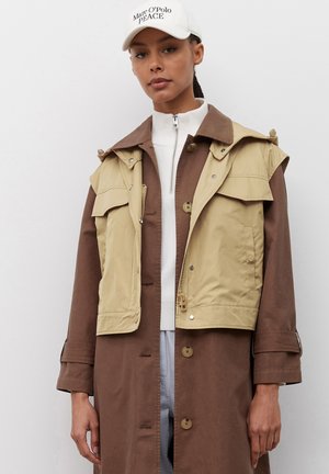 Waistcoat - wheatfield