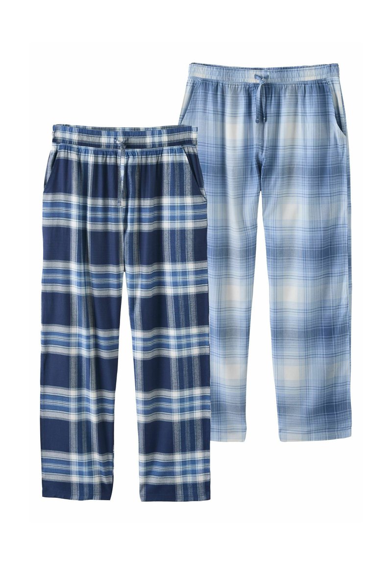 Deux paires de pantalons de pyjama à carreaux : l'une en bleu marine et bleu clair avec des rayures plus foncées, l'autre en bleu clair et blanc avec des carreaux discrets. Les deux disposent de ceintures élastiques.