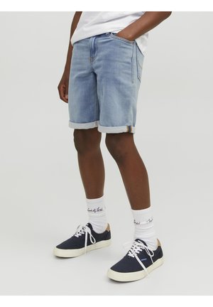 JJIRICK JJIORIGINAL JNR - Jeansshorts - blue denim