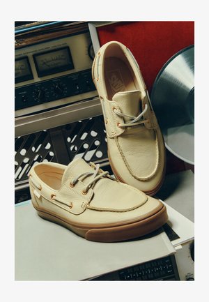 Vans 2-EYELET BOAT SHOE UNISEX - Scarpe da barca - leather tan