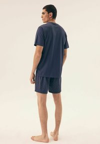 Henderson SET niebieskoszary