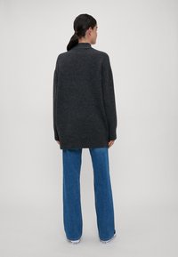 Vero Moda Tall VMIRIS HIGHNECK - Maglione - dark grey melange