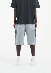 Ed Hardy HELL CATS DIAMANTE JORTS  - Denimshorts - bleach