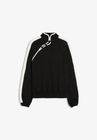Selected, black