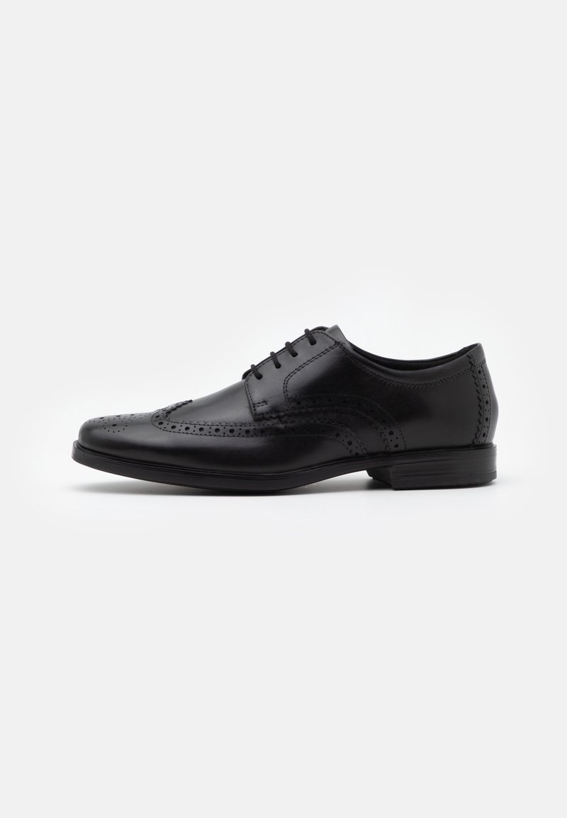 Clarks Derbies & Richelieus - black