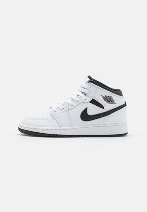 AIR JORDAN 1 MID UNISEX - Krepšinio batai - white/black