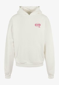 Selezionato, ready for dye