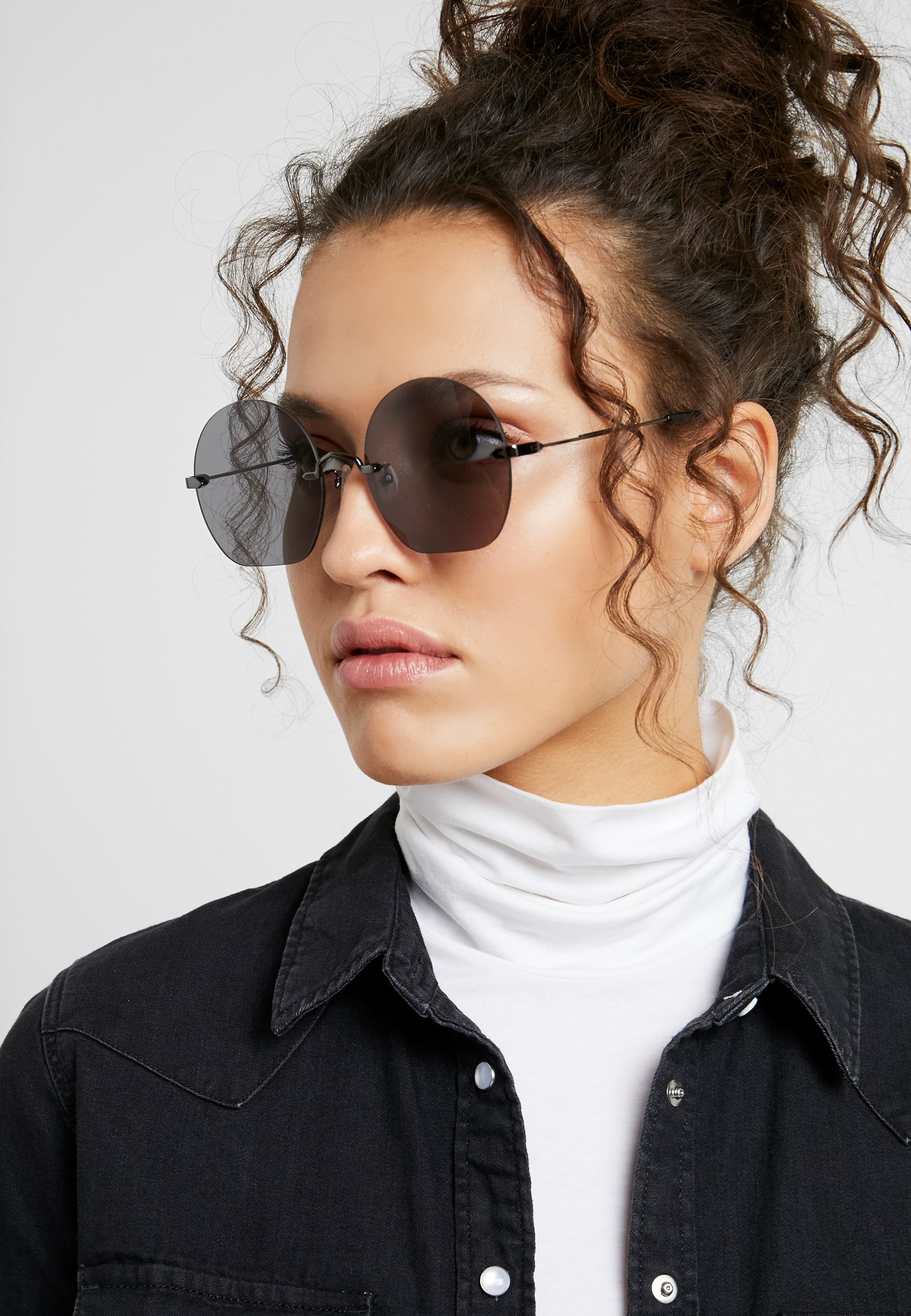 McQ Alexander McQueen Sunglasses - smoke/gunmetal - Zalando.de