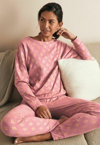 Next REGULAR FIT - LONG SLEEVE SET - Pyžamová súprava - pink foil