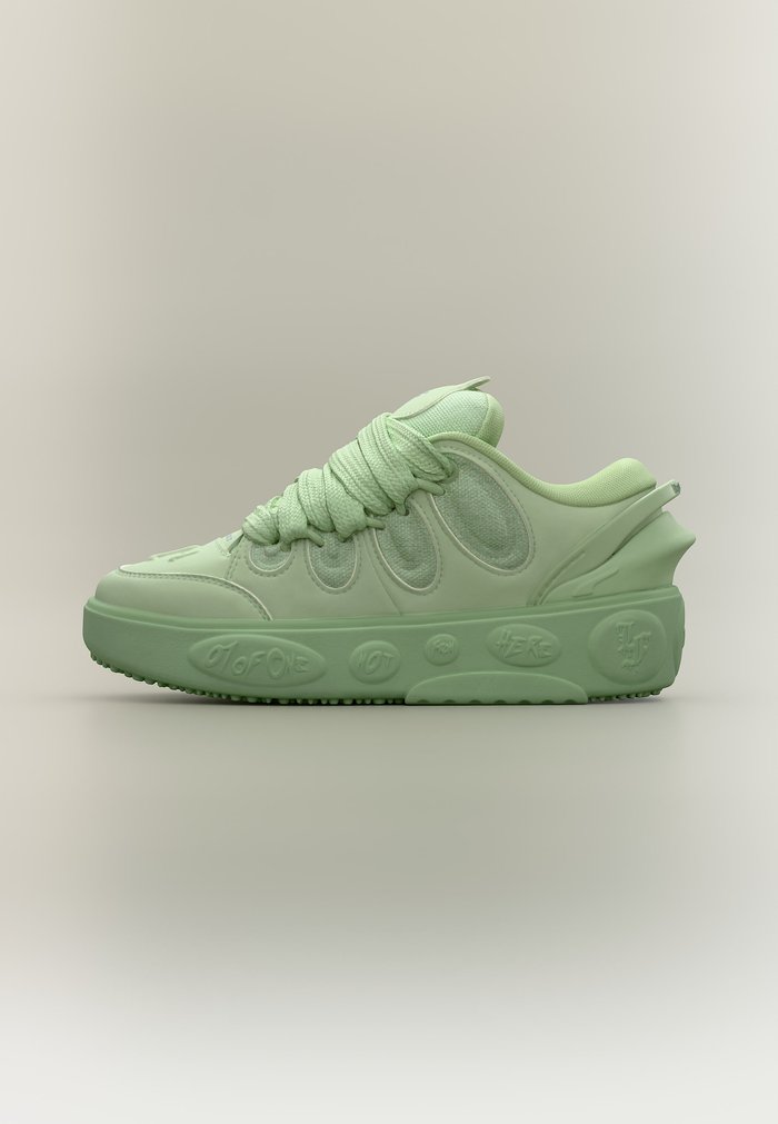PUMA LA FRANCE JR UNISEX - Basketball shoes - pure green/gray sky