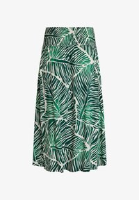 Ei valittu, evergreen leaf