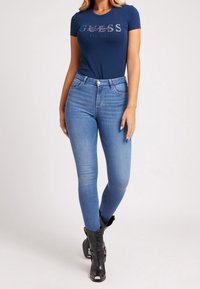 Guess Camiseta estampada - dark blue
