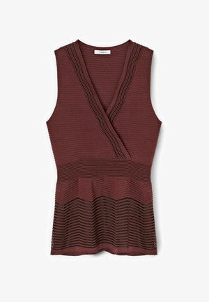 Ärmelloses dunkelbraunes, geripptes Stricktop mit V-Ausschnitt, Wickel-Frontdetails und horizontalen, strukturierten Streifen auf der unteren Hälfte.