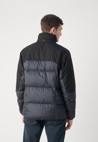 BOSS HAMAR granatowy