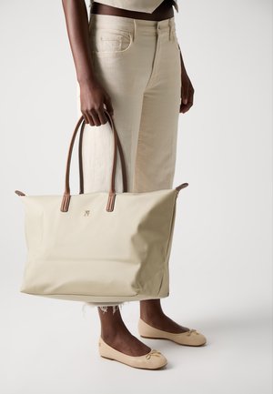 Tommy Hilfiger POPETTE - Shopping bag - sandalwood