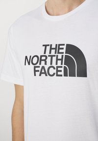 Thumbnail Image 4