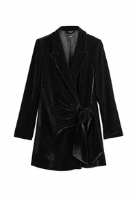 Černý sametový blazer s překládaným designem, dlouhými rukávy a uzlem v pase. Hladká textura s mírným leskem.