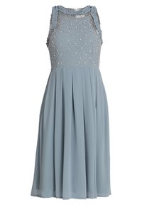 Ljusblå klänning med plisserad kjol, prydd byst, texturerat tyg och volangdetaljer vid halsringningen.