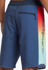 Quiksilver SURFSILK HOLMES 20  - Plavecké šortky - blue orange