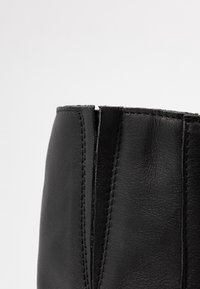 Zign Botas - black