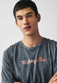Next LICENSE REGULAR - Print T-shirt - the rolling stones