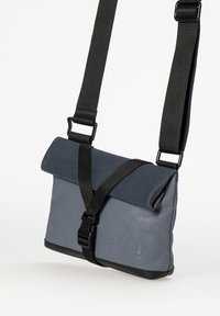 Aunts & Uncles TSU - Umhängetasche - stormy weather