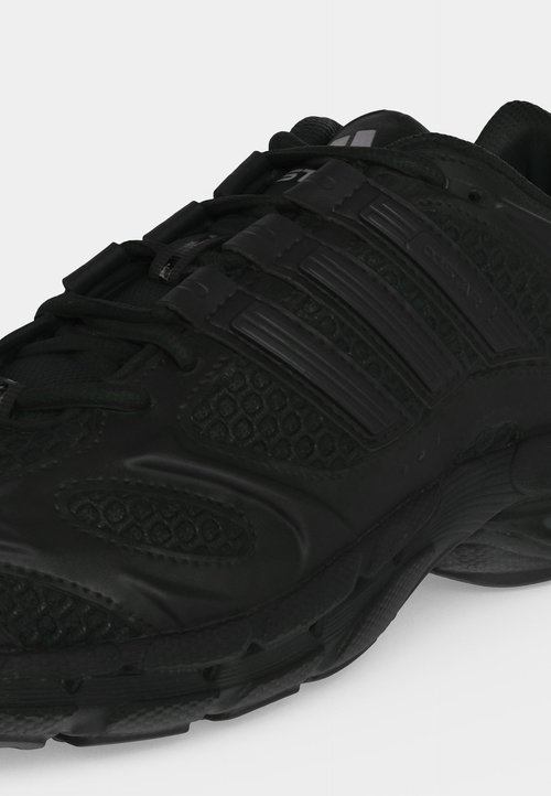 adidas ADISTAR MLD UNISEX - Trainers - core black/iron metal-coloured — foto 7