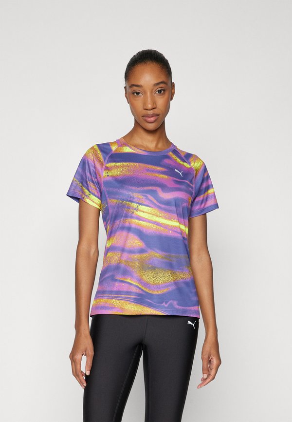RUN VELOCITY TEE  - Sports T-shirt - wild berry