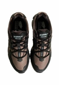 Karhu Chaussures de running sur route - nero