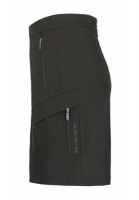 Pantalones cortos negros con cintura alta, bolsillos con cremallera en ángulo y una tela lisa y ligeramente elástica. Detalle de la marca notable en el lateral.