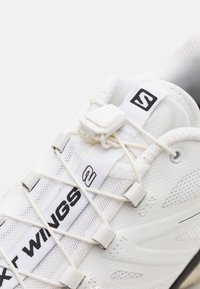 Salomon Sportstyle XT-WINGS 2 UNISEX - Sapatilhas - white/vanilla ice/black