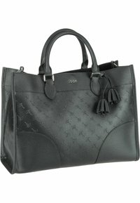 Czarna torba na ramię z tłoczonym wzorem, dwiema górnymi uchwytami, dekoracyjnymi frędzlami i metalowym akcentem z logo. Gładka tekstura z wyraźnym kształtem.