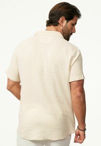 CARISMA KURZARM REGULAR-FIT - Hemd - taupe