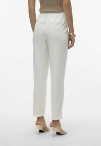 Vero Moda VMJESMILO biały