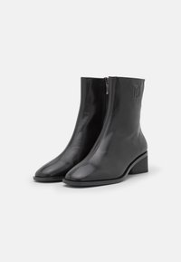 Tamaris Bottines - black