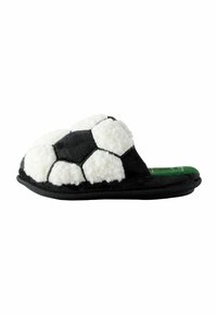 Sorte og hvide faux fur slippers formet som en fodbold, med hexagonale lapper og en tekstureret sort sål.