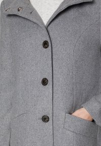 Vero Moda Mantel - mottled light grey
