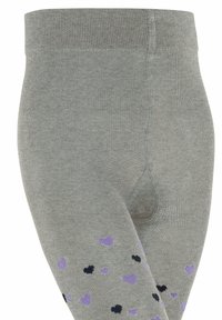 Collants gris avec une finition texturée, ornés de motifs de cœurs violets et noirs disséminés le long de la jambe inférieure. Taille élastique en haut.