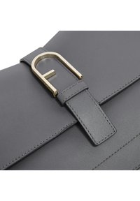 Furla Handtas - soil