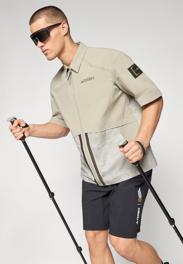 SHORT SLEEVE - Windbreaker - putty beige2