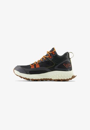 New Balance, FRESH FOAM X HIERRO MID GORE-TEX - Laufschuh Trail - black grey