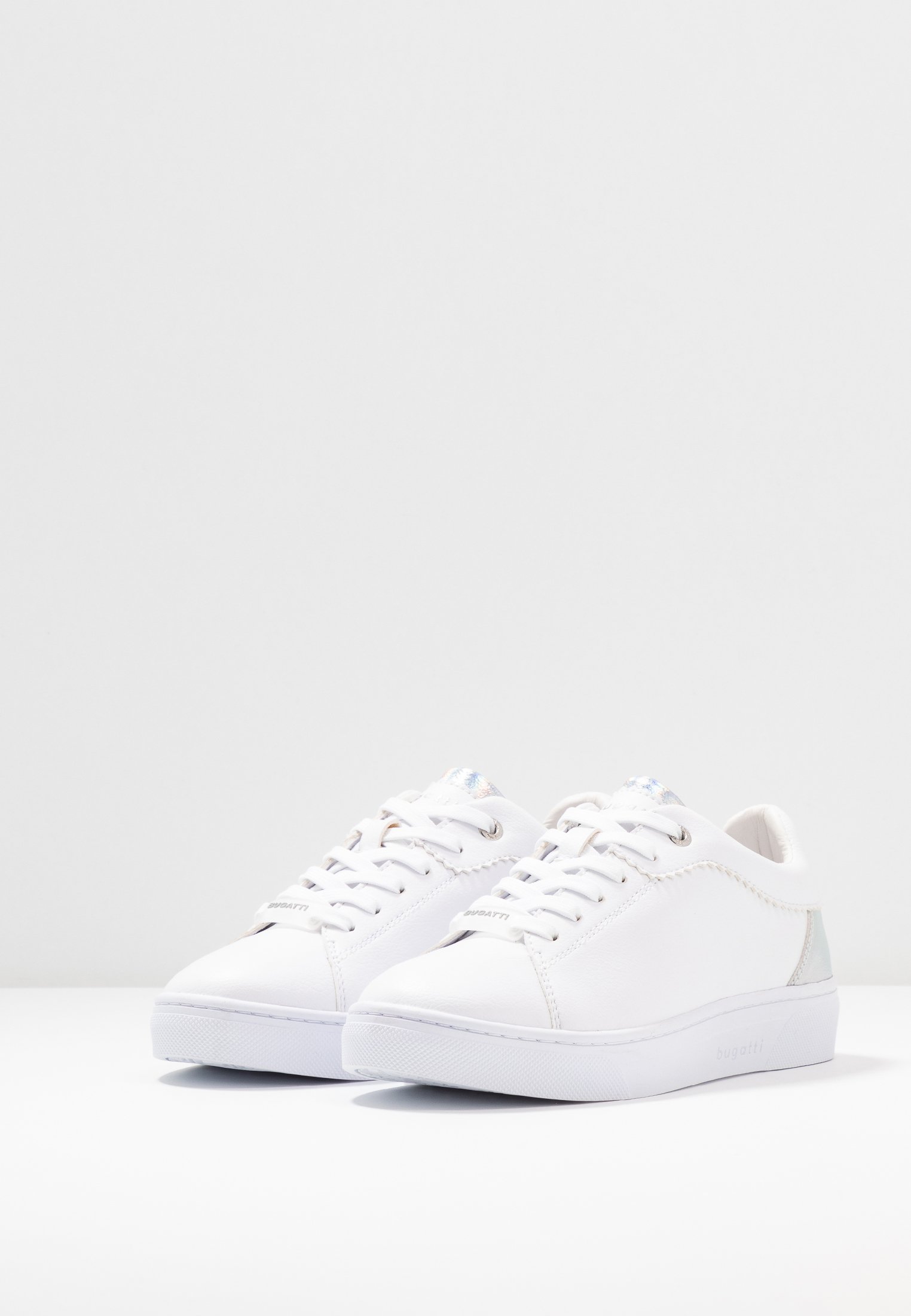 Bugatti ELEA Joggesko whitesilver Zalando.no Bugatti ELEA Joggesko whitesilver Zalando.no