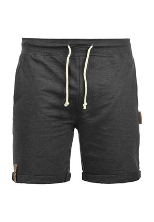 Shorts en coton gris foncé avec une taille à cordon de serrage et des revers roulés. Comprend des poches latérales et une étiquette en tissu beige sur le côté droit.