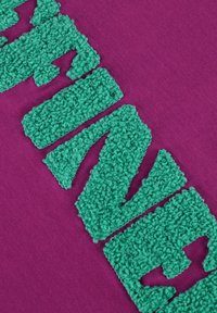 Niet geselecteerd, paars