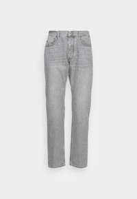 Niewybrane, faded grey limestone