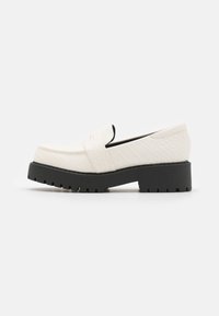 Sapatos sem atacadores - white