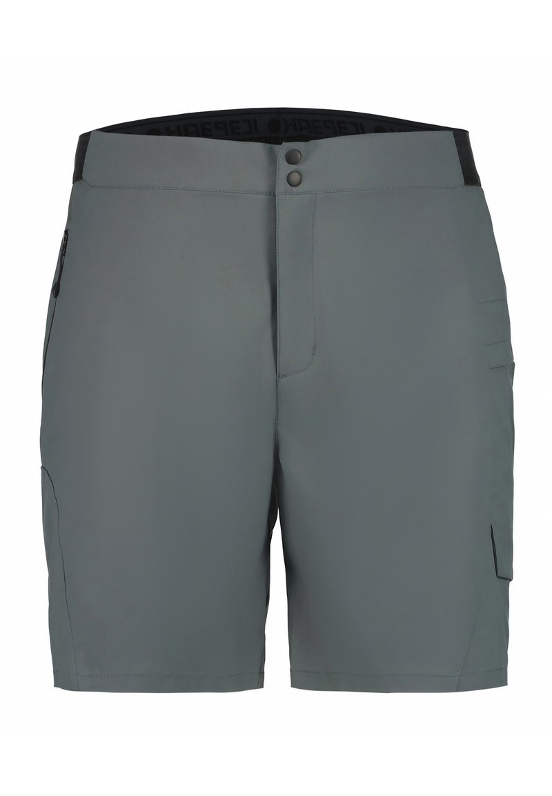 Pantalones cortos grises de material ligero con cinturilla plana, cierre de botón y bolsillos laterales. Textura suave con líneas y costuras limpias.