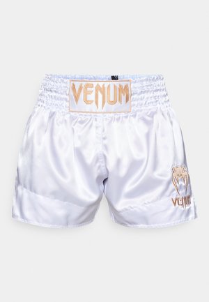 Bela satenasta boksarska kratka hlača z elastičnim pasom, na sredini spredaj in na desni nogi izvezen logotip "VENUM" v zlati barvi.