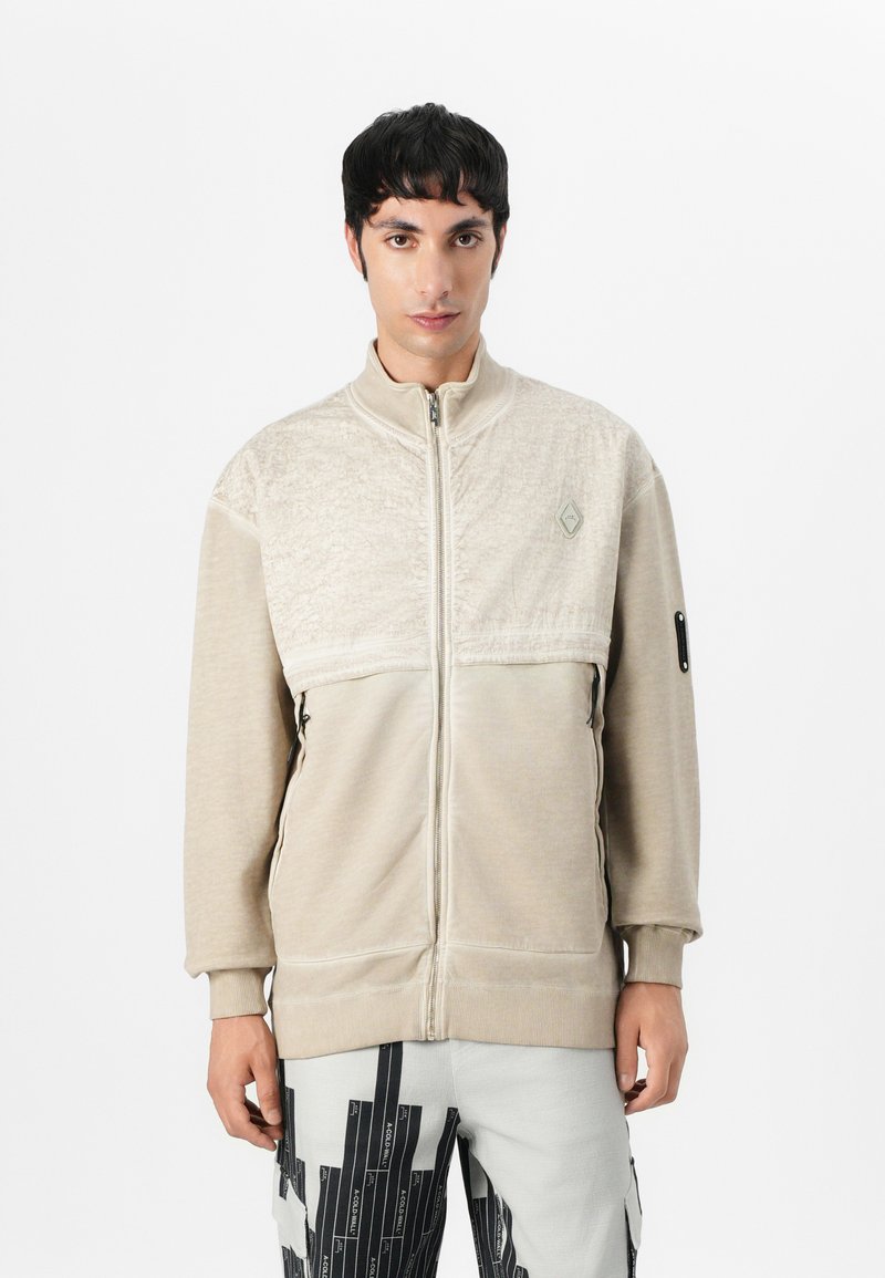 A-COLD-WALL* Sweater met rits crème A-COLD-WALL* Sweater met rits crème